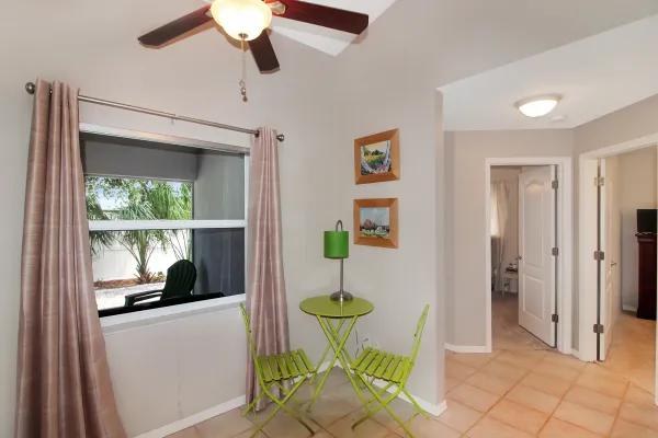 1180 Palmetto Dr, Venice, Florida 34293, 3 Bedrooms Bedrooms, 0 ,2 BathroomsBathrooms,Single Family Home,Long Term Rentals,Palmetto Dr,3390