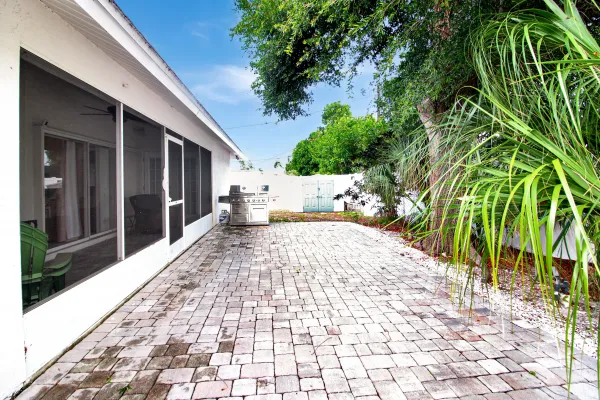 1180 Palmetto Dr, Venice, Florida 34293, 3 Bedrooms Bedrooms, 0 ,2 BathroomsBathrooms,Single Family Home,Long Term Rentals,Palmetto Dr,3390