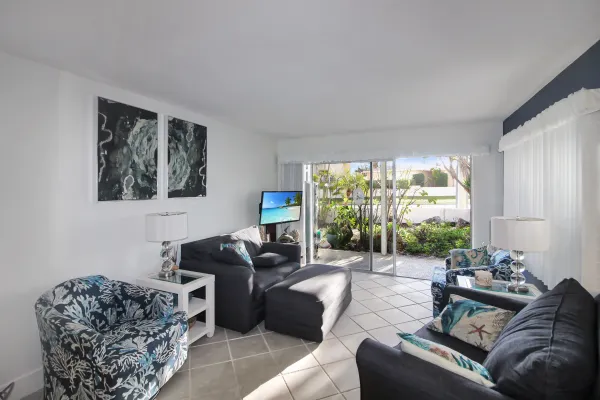107 The Esplanade N, Venice, Florida 34285, 1 Bedroom Bedrooms, 0 ,1 BathroomBathrooms,Condo,Seasonal Rental,The Esplanade N,3391