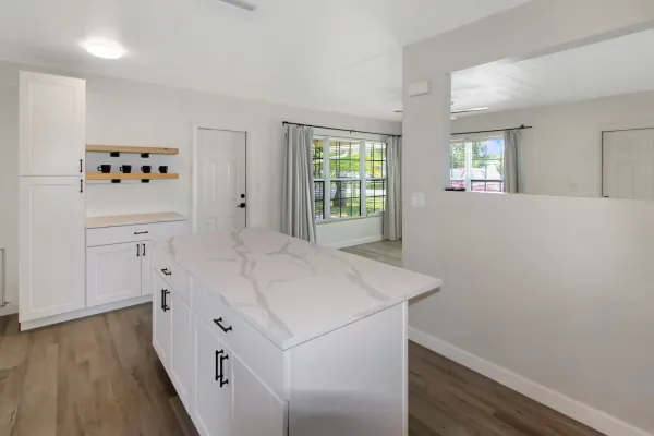 1311 East Gate Dr, Venice, Florida 34285, 2 Bedrooms Bedrooms, 0 ,2 BathroomsBathrooms,Single Family Home,Long Term Rentals,East Gate Dr ,3413