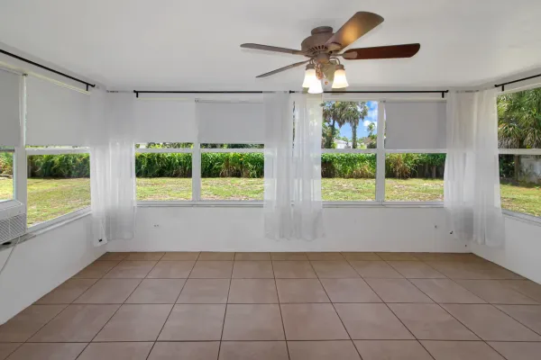 1311 East Gate Dr, Venice, Florida 34285, 2 Bedrooms Bedrooms, 0 ,2 BathroomsBathrooms,Single Family Home,Long Term Rentals,East Gate Dr ,3413