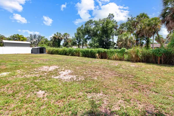 1311 East Gate Dr, Venice, Florida 34285, 2 Bedrooms Bedrooms, 0 ,2 BathroomsBathrooms,Single Family Home,Long Term Rentals,East Gate Dr ,3413