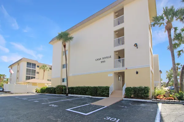 995 Laguna Dr Unit 305, Venice, Florida 34285, 2 Bedrooms Bedrooms, 0 ,2 BathroomsBathrooms,Condo,Long Term Rentals,Laguna Dr ,3416