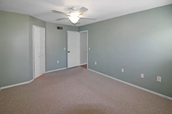 995 Laguna Dr Unit 305, Venice, Florida 34285, 2 Bedrooms Bedrooms, 0 ,2 BathroomsBathrooms,Condo,Long Term Rentals,Laguna Dr ,3416
