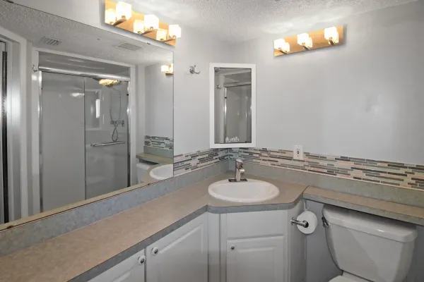 995 Laguna Dr Unit 305, Venice, Florida 34285, 2 Bedrooms Bedrooms, 0 ,2 BathroomsBathrooms,Condo,Long Term Rentals,Laguna Dr ,3416