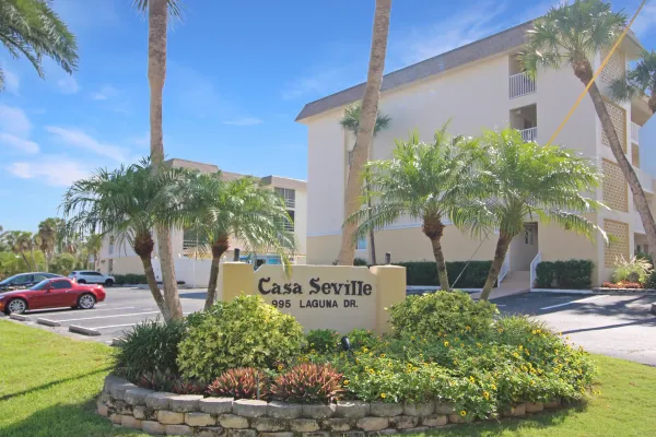 995 Laguna Dr Unit 305, Venice, Florida 34285, 2 Bedrooms Bedrooms, 0 ,2 BathroomsBathrooms,Condo,Long Term Rentals,Laguna Dr ,3416