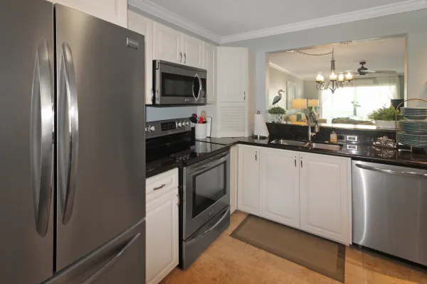 230 Santa Maria St #234, Venice, Florida 34285, 2 Bedrooms Bedrooms, 0 ,2 BathroomsBathrooms,Condo,Seasonal Rental,Santa Maria St ,3418