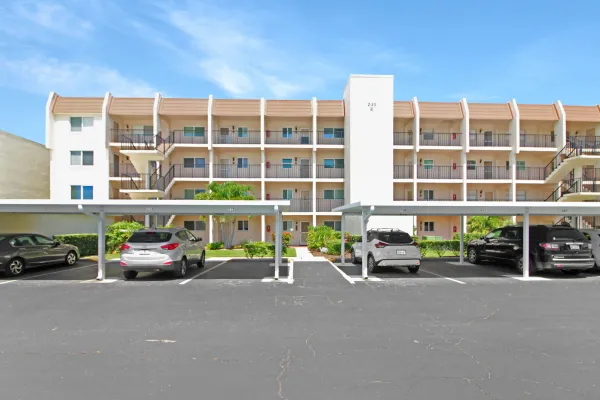 230 Santa Maria St #234, Venice, Florida 34285, 2 Bedrooms Bedrooms, 0 ,2 BathroomsBathrooms,Condo,Seasonal Rental,Santa Maria St ,3418
