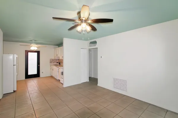 3090 Sunset Beach Dr, Venice, Florida 34293, 2 Bedrooms Bedrooms, 0 ,1 BathroomBathrooms,Single Family Home,Long Term Rentals,Sunset Beach Dr ,3432