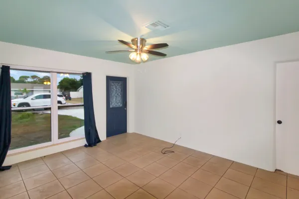 3090 Sunset Beach Dr, Venice, Florida 34293, 2 Bedrooms Bedrooms, 0 ,1 BathroomBathrooms,Single Family Home,Long Term Rentals,Sunset Beach Dr ,3432