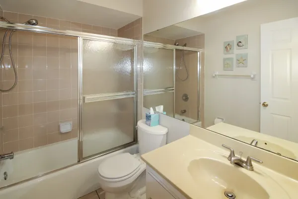 928 Capri Isles Blvd #231, Venice, Florida 34292, 2 Bedrooms Bedrooms, 0 ,2 BathroomsBathrooms,Condo,Long Term Rentals,Capri Isles Blvd ,3436