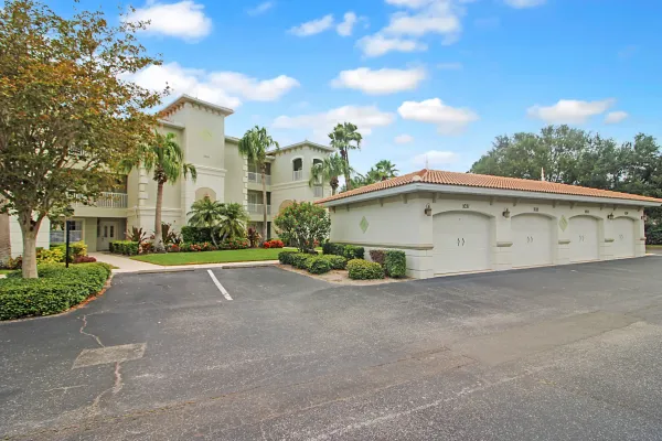 1000 San Lino Circle #1032, Venice, Florida 34292, 2 Bedrooms Bedrooms, 0 ,2 BathroomsBathrooms,Condo,Long Term Rentals,San Lino Circle,3439