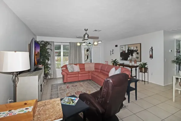 242 Capri Ave, Venice, Florida 34293, 2 Bedrooms Bedrooms, 0 ,2 BathroomsBathrooms,Single Family Home,Long Term Rentals,Capri Ave,3440