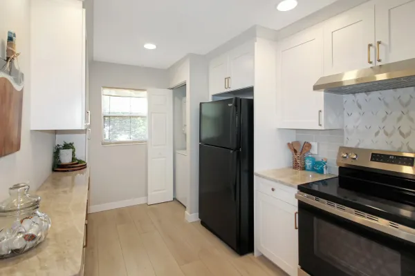 762 Village Circle #215, Venice, Florida 34292, 2 Bedrooms Bedrooms, 0 ,2 BathroomsBathrooms,Condo,Seasonal Rental,Village Circle,3450