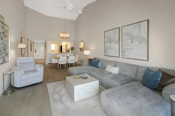 762 Village Circle #215, Venice, Florida 34292, 2 Bedrooms Bedrooms, 0 ,2 BathroomsBathrooms,Condo,Seasonal Rental,Village Circle,3450