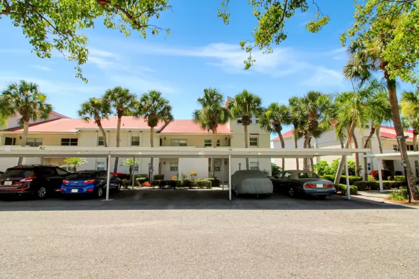 762 Village Circle #215, Venice, Florida 34292, 2 Bedrooms Bedrooms, 0 ,2 BathroomsBathrooms,Condo,Seasonal Rental,Village Circle,3450