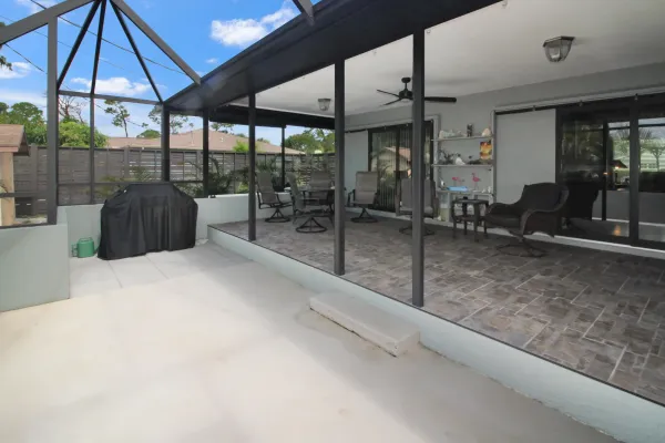 471 Urbana Rd, Venice, Florida 34293, 2 Bedrooms Bedrooms, 0 ,2 BathroomsBathrooms,Single Family Home,Seasonal Rental,Urbana Rd ,3459
