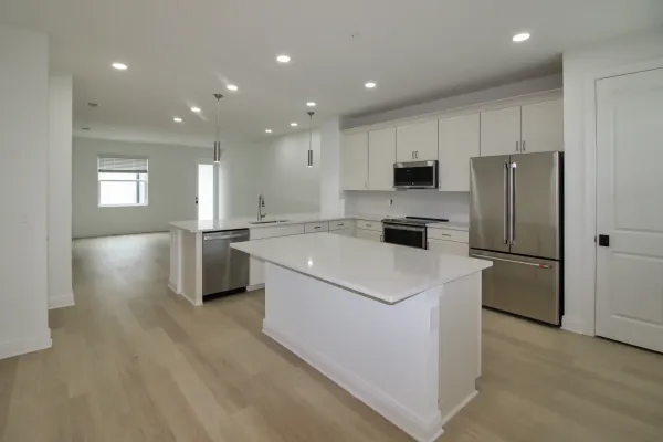 17978 Broadleaf Loop, Venice, Florida 34293, 3 Bedrooms Bedrooms, 0 ,2.5 BathroomsBathrooms,Townhome,Long Term Rentals,Broadleaf Loop,3461