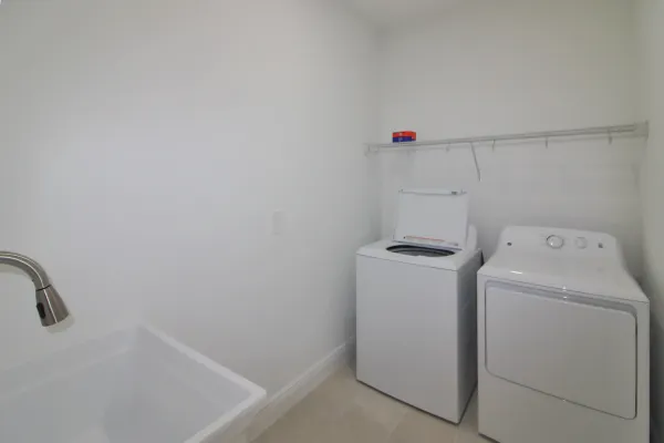 17978 Broadleaf Loop, Venice, Florida 34293, 3 Bedrooms Bedrooms, 0 ,2.5 BathroomsBathrooms,Townhome,Long Term Rentals,Broadleaf Loop,3461