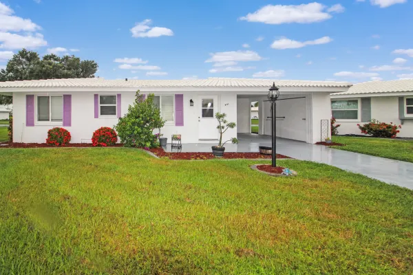 401 Circlewood Dr, Venice, Florida 34293, 3 Bedrooms Bedrooms, 0 ,2 BathroomsBathrooms,Condo,Long Term Rentals,Circlewood Dr,3462