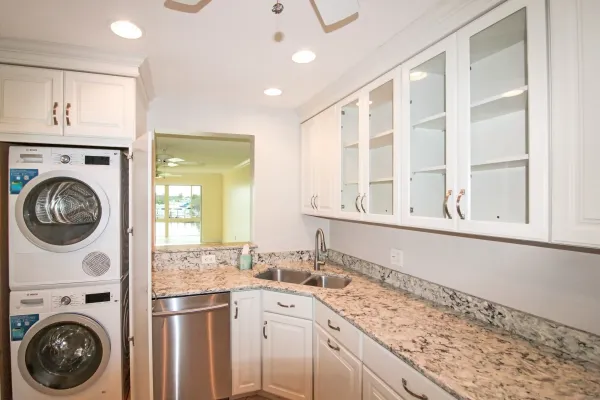 250 Santa Maria St #317, Venice, Florida 34285, 2 Bedrooms Bedrooms, 0 ,2 BathroomsBathrooms,Condo,Long Term Rentals,Santa Maria St ,3466