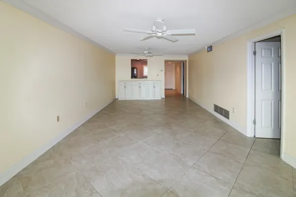 250 Santa Maria St #317, Venice, Florida 34285, 2 Bedrooms Bedrooms, 0 ,2 BathroomsBathrooms,Condo,Long Term Rentals,Santa Maria St ,3466
