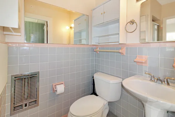 1612 Larchwood Dr, Venice, Florida 34293, 3 Bedrooms Bedrooms, 0 ,2 BathroomsBathrooms,Single Family Home,Long Term Rentals,Larchwood Dr,3472