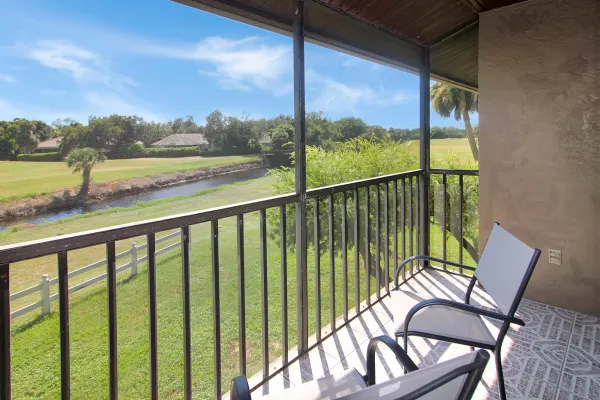 925 Capri Isles Blvd #4, Venice, Florida 34292, 2 Bedroom Bedrooms, 0 ,2 BathroomBathrooms,Condo,Seasonal Rental,Capri Isles Blvd ,3474