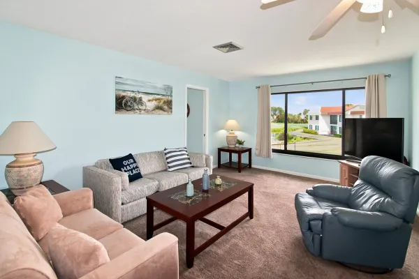 820 Capri Isles Blvd #202, Venice, Florida 34292, 2 Bedroom Bedrooms, 0 ,2 BathroomBathrooms,Condo,Seasonal Rental,Capri Isles Blvd ,3481