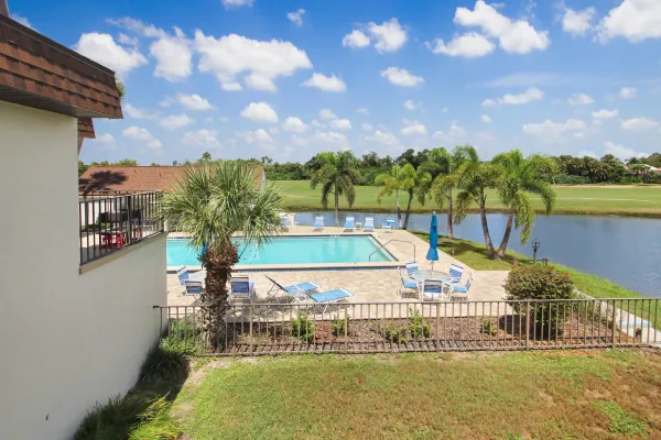 820 Capri Isles Blvd #202, Venice, Florida 34292, 2 Bedroom Bedrooms, 0 ,2 BathroomBathrooms,Condo,Seasonal Rental,Capri Isles Blvd ,3481