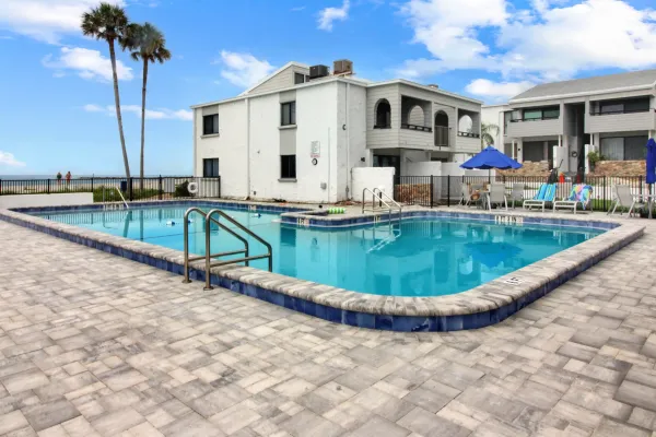 1555 Tarpon Center Dr E229, Venice, Florida 34285, 2 Bedroom Bedrooms, 0 ,2 BathroomBathrooms,Condo,Seasonal Rental,Tarpon Center Dr,3484