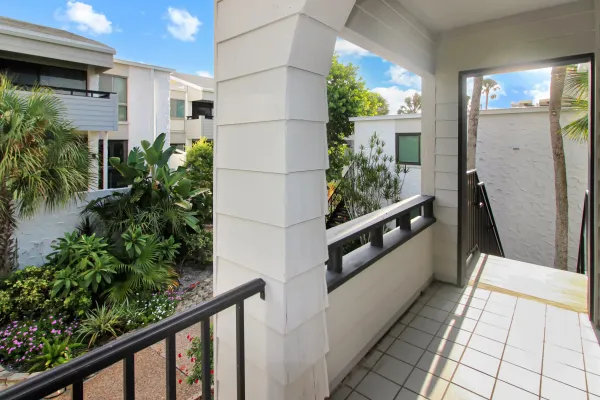 1555 Tarpon Center Dr E229, Venice, Florida 34285, 2 Bedroom Bedrooms, 0 ,2 BathroomBathrooms,Condo,Seasonal Rental,Tarpon Center Dr,3484