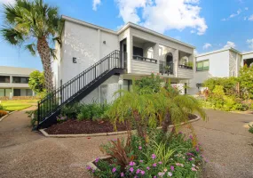 1555 Tarpon Center Dr E229, Venice, Florida 34285, 2 Bedroom Bedrooms, 0 ,2 BathroomBathrooms,Condo,Seasonal Rental,Tarpon Center Dr,3484