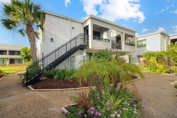 1555 Tarpon Center Dr E229, Venice, Florida 34285, 2 Bedroom Bedrooms, 0 ,2 BathroomBathrooms,Condo,Seasonal Rental,Tarpon Center Dr,3484
