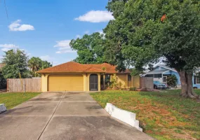 832 Golf Dr, Venice, Florida 34285, 2 Bedroom Bedrooms, 0 ,2 BathroomBathrooms,Single Family Home,Long Term Rentals,Golf Dr,3493