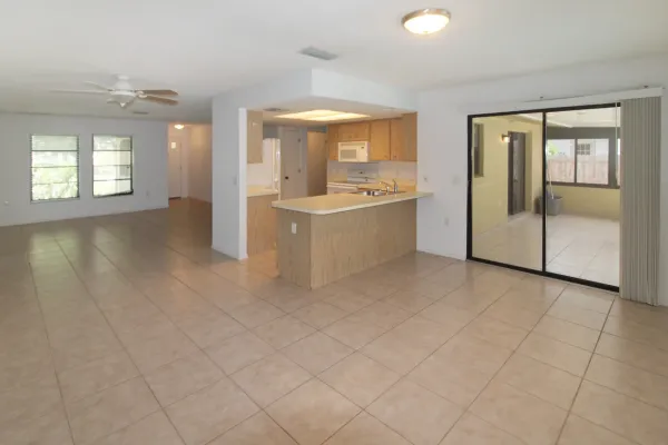 832 Golf Dr, Venice, Florida 34285, 2 Bedroom Bedrooms, 0 ,2 BathroomBathrooms,Single Family Home,Long Term Rentals,Golf Dr,3493