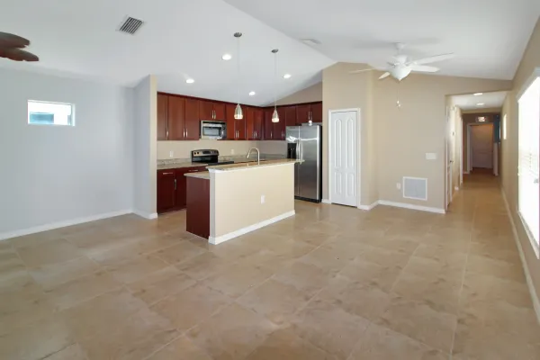 12476 Shimmering Oak Circle, Venice, Florida 34293, 2 Bedroom Bedrooms, 0 ,2 BathroomBathrooms,Single Family Home,Long Term Rentals,Shimmering Oak Circle,3495