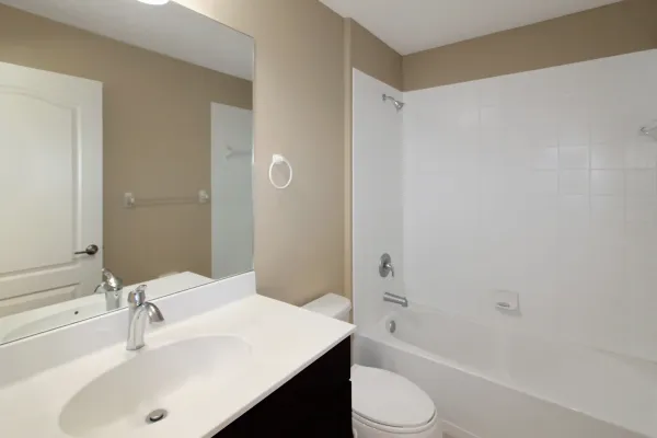 12476 Shimmering Oak Circle, Venice, Florida 34293, 2 Bedroom Bedrooms, 0 ,2 BathroomBathrooms,Single Family Home,Long Term Rentals,Shimmering Oak Circle,3495