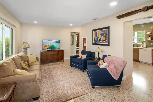 301 Gulf Dr, Venice, Florida 34285, 3 Bedroom Bedrooms, 0 ,2 BathroomBathrooms,Single Family Home,Seasonal Rental,Gulf Dr ,3509