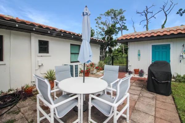 301 Gulf Dr, Venice, Florida 34285, 3 Bedroom Bedrooms, 0 ,2 BathroomBathrooms,Single Family Home,Seasonal Rental,Gulf Dr ,3509