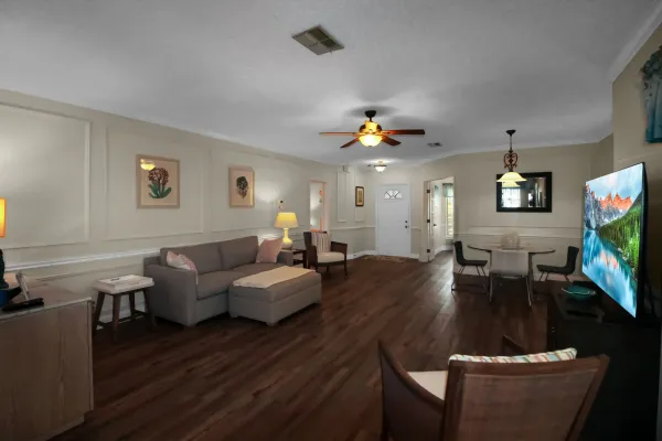 1449 Colony Pl, Venice, Florida 34292, 2 Bedroom Bedrooms, 0 ,2 BathroomBathrooms,Single Family Home,Seasonal Rental,Colony Pl ,3513