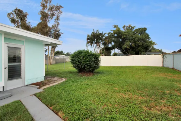 60 French Ave, Englewood, Florida 34223, 2 Bedroom Bedrooms, 0 ,1 BathroomBathrooms,Single Family Home,Long Term Rentals,French Ave ,3517