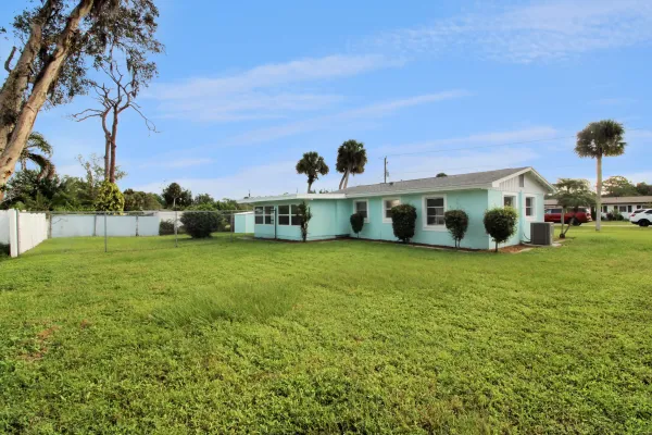 60 French Ave, Englewood, Florida 34223, 2 Bedroom Bedrooms, 0 ,1 BathroomBathrooms,Single Family Home,Long Term Rentals,French Ave ,3517