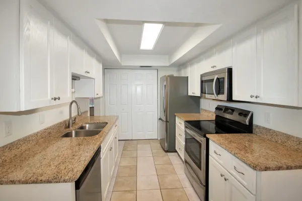 1660 Bal Harbour Dr, Venice, Florida 34293, 2 Bedroom Bedrooms, 0 ,2 BathroomBathrooms,Single Family Home,Long Term Rentals,Bal Harbour Dr,3530