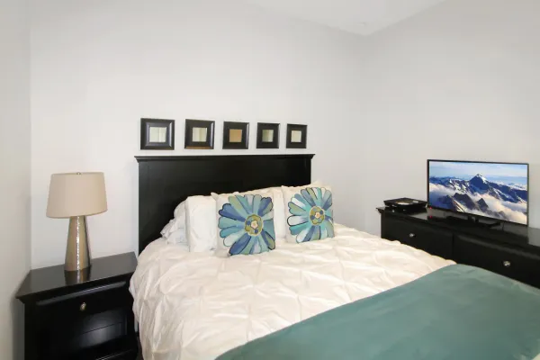 2419 Caraway Dr, Venice, Florida 34292, 3 Bedrooms Bedrooms, 0 ,2 BathroomsBathrooms,Single Family Home,Seasonal Rental,Caraway Dr,1743